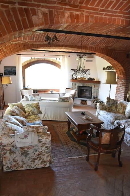 Rustico Im Piemont Mit Panorama Villa Clavesana Exterior photo